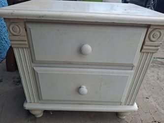 End Table / FREE