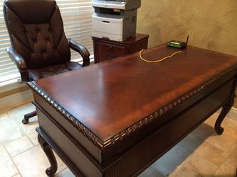 Desk and chair for sale 300. For pair