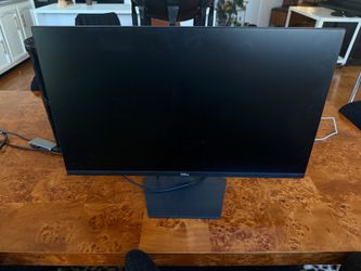 Dell Flat Screen Monitor with Stand