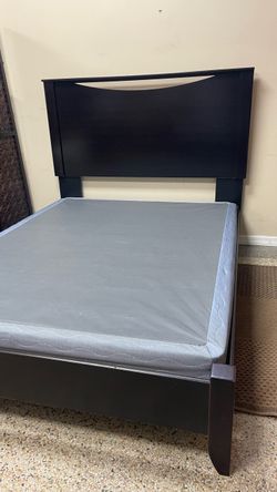 Ashley Queen Bed Frame & Boxspring 🚚 extra Estructura de cama y somier tamaño Queen