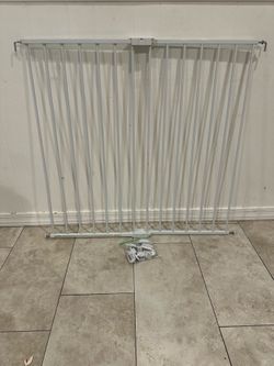 Extra Tall Safety Gate / Pet Gate - Fits Openings 24” - 40.5”