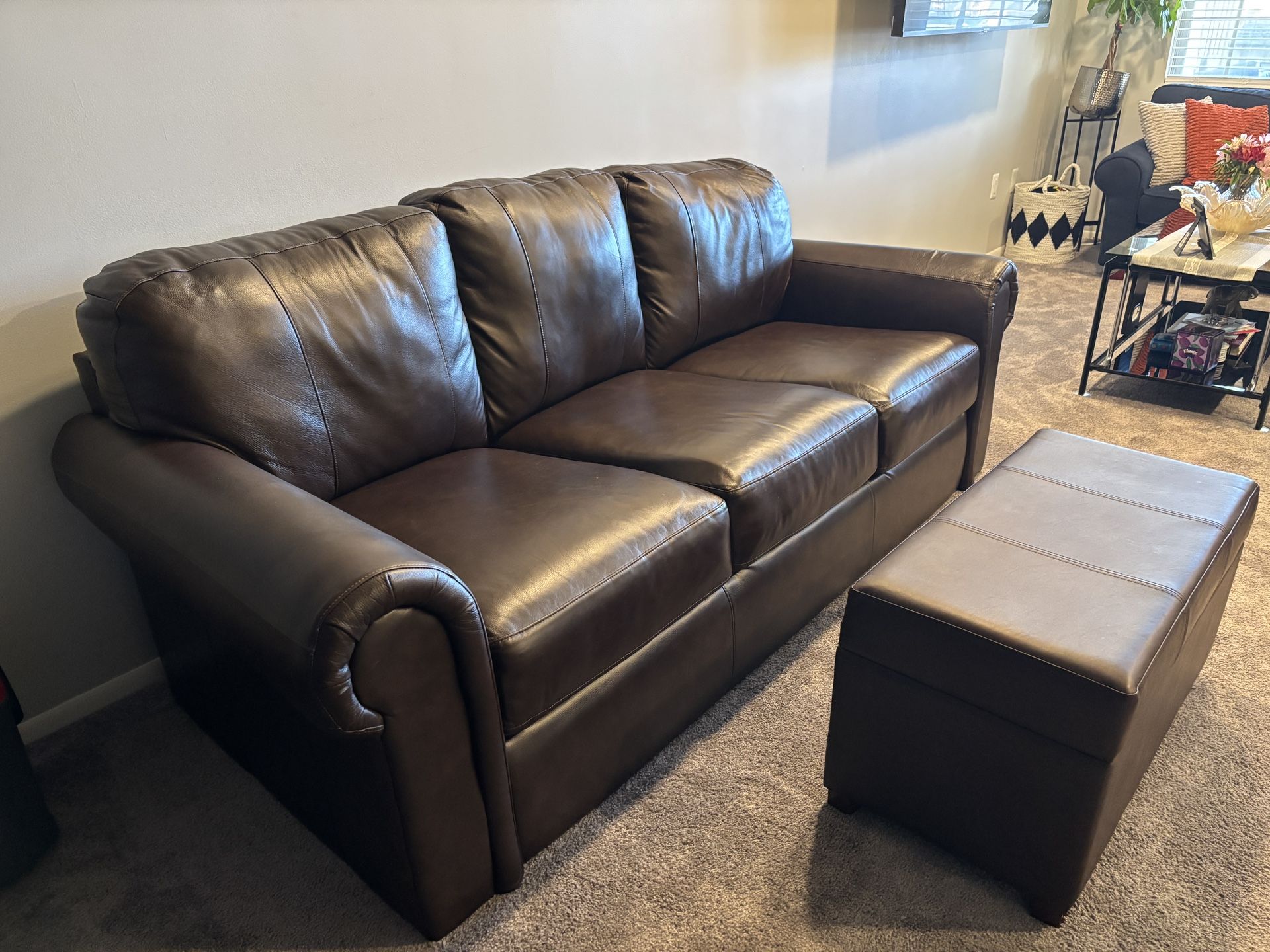 Leather Sofa 