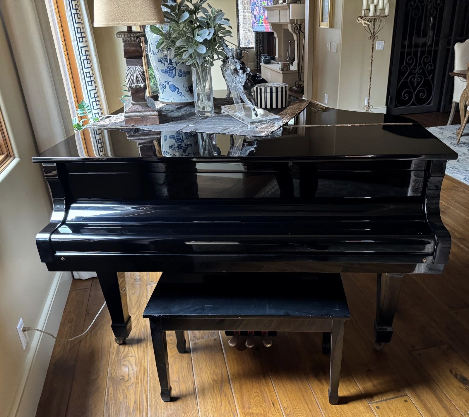 Young Chang Baby Grand Piano G-175 for Sale in San Clemente, CA - OfferUp