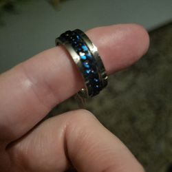 Men's Stainless Steel Ring, Size 10, With A Blue Wrap Around Chain