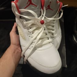 Jordan 5 Retro White Fire Red 
