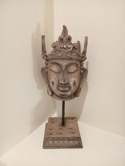 Buddah head