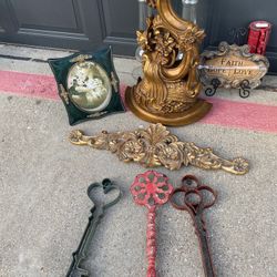 Beautiful Decorations Different Prices 