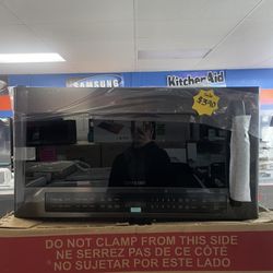 BLACK STAINLESS STEEL SAMSUNG MICROWAVE 