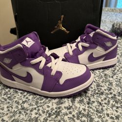 Nike Air Jordan Kids 1 MID GS Shows Purple Venom/white