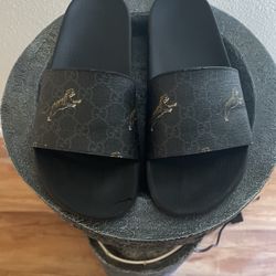 Men’s Gucci Slides Size 8 