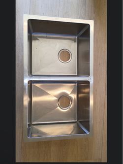 Stainless steel sink