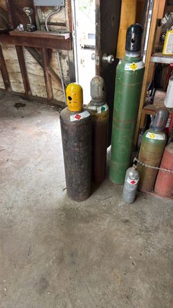 Welding Gas Cylinders – Lot of 5