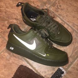 Nike Air Force 1 Low Utility size 10.5