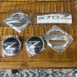 Brand New Nissan Z Replacement Badges Set