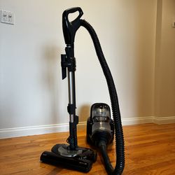Kenmore Vacuum with HEPA Filter
