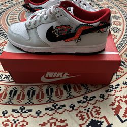 2024 Dunk Low GS “year of the dragon” women’s 8 (7Y)