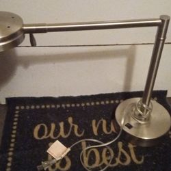 Table lamp Good Condition $10.00