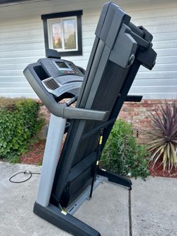 Pro-Form 7500 Heavy Duty Treadmil With Color Touch Screen