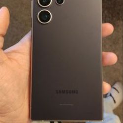 Samsung Ultra 24
