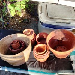 24 Clay Flower Pots