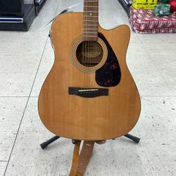 Yamaha Acoustic Guitar 