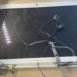 2006 MacBook Screen