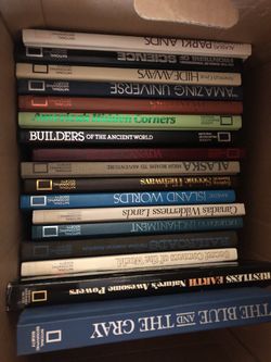 17 National Geographic books from 1975-1990s