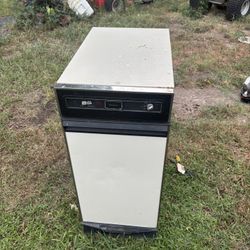 Trash Compactor 