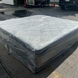 NEW MATTRESS KING SIZE PILLOW TOP WITH BOX SPRIN