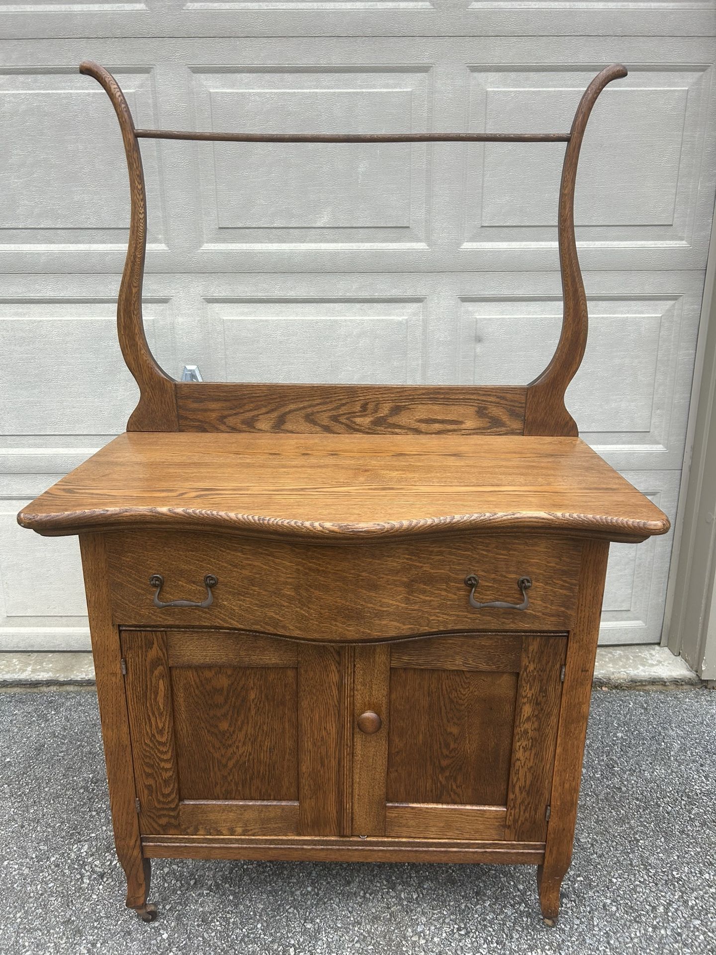 Antique Oak Serpentine Washstand