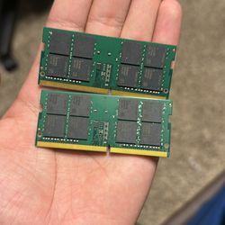 2x 64GB DDR4 laptop RAM