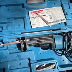 Makita Saw 