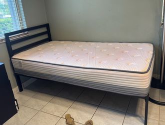 Full size bed