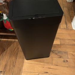 Tall Black Automatic Open Trash Bin 21 Gallon