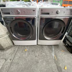 KENMORE FRONT LOAD WASHER AND GAS DRYER SET SIDE BY SIDE OR STACKED. +FREE DELIVERY AND INSTALLATION