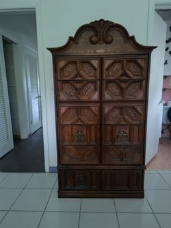 Armoire