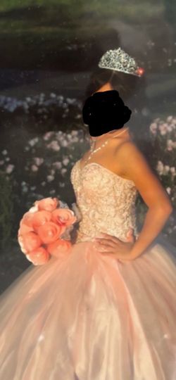 Vestido y accesorios de quince años