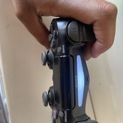 PS4 Controller 