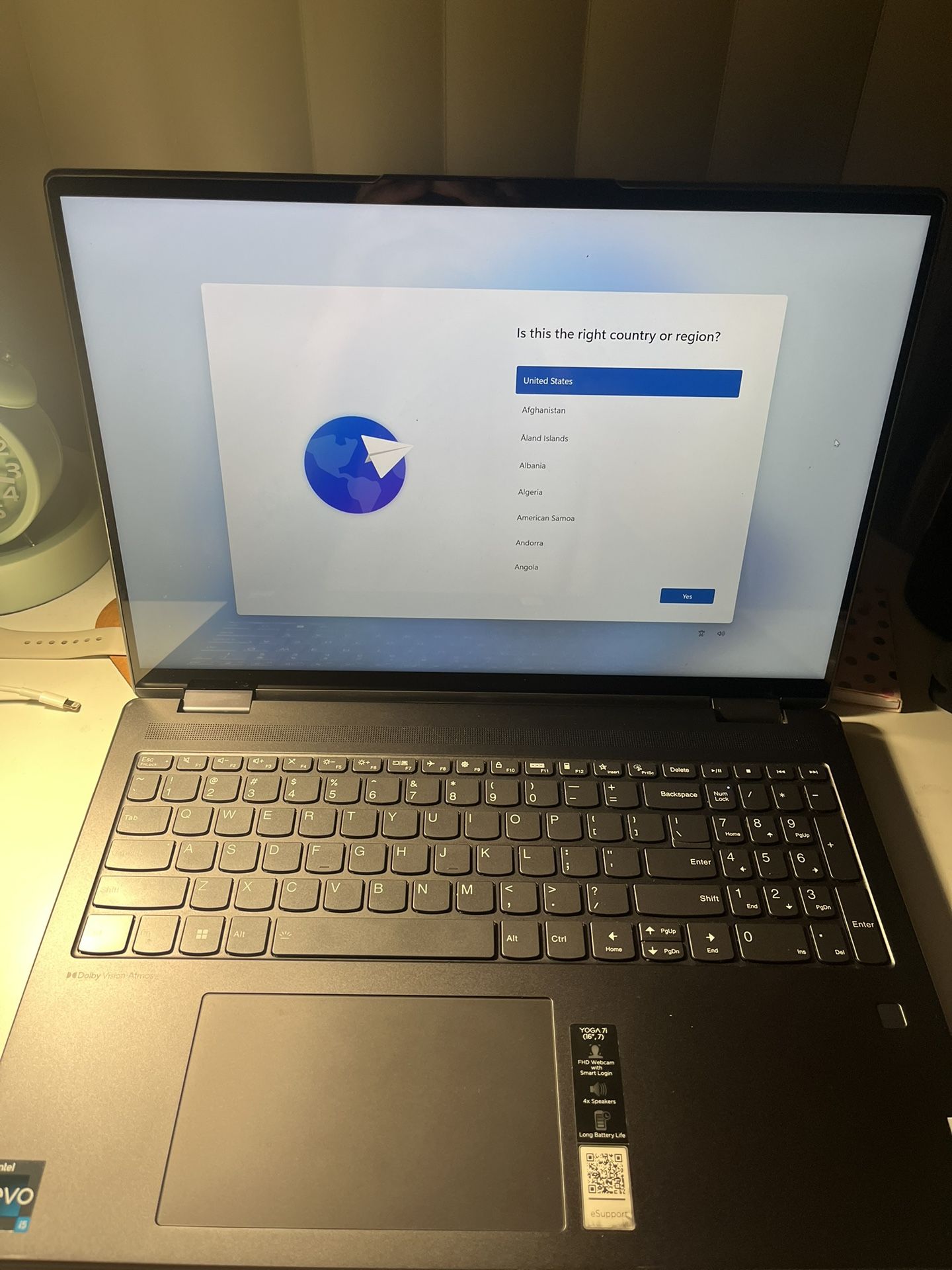 Lenovo Yoga 7 16IAP7 • 16″ 2.5K Touch 2-in-1 • i5-1240P / 16 GB / 512 GB NVMe • Thunderbolt 4 • Wi-Fi 6E • Great Condition