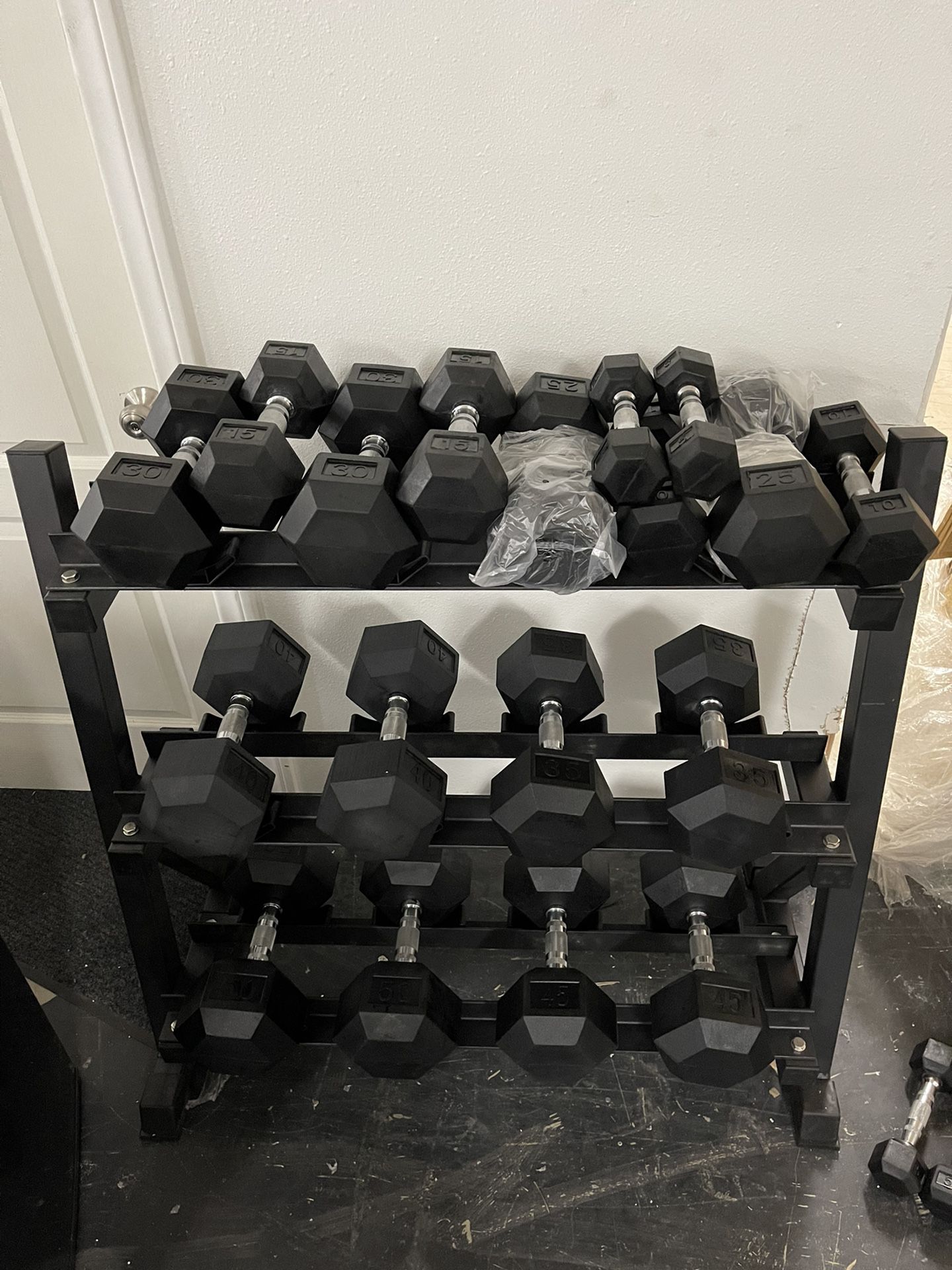 Dumbbells Hexagonal Rubber 5 To 50 bs Pairs Brand New No Rack