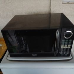 Oster 1200watt Microwave