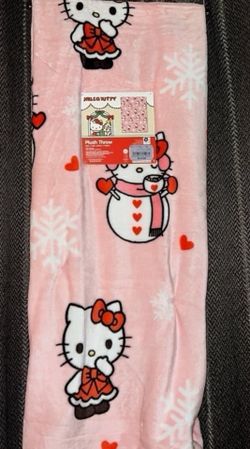 Hello Kitty Snowman Blanket