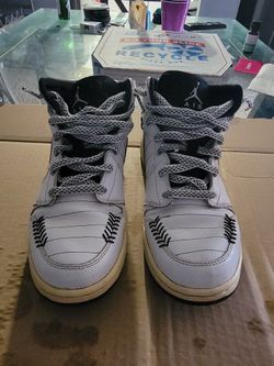 AIR JORDAN RETRO 1 BIRMINGHAM WHT/BLK SIZE 6.5Y