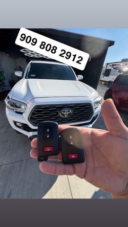 Llaves de autos / car keys and remotes