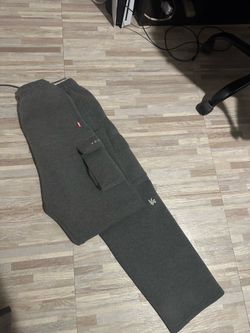Young LA Sweat/ Sweatpants NEW
