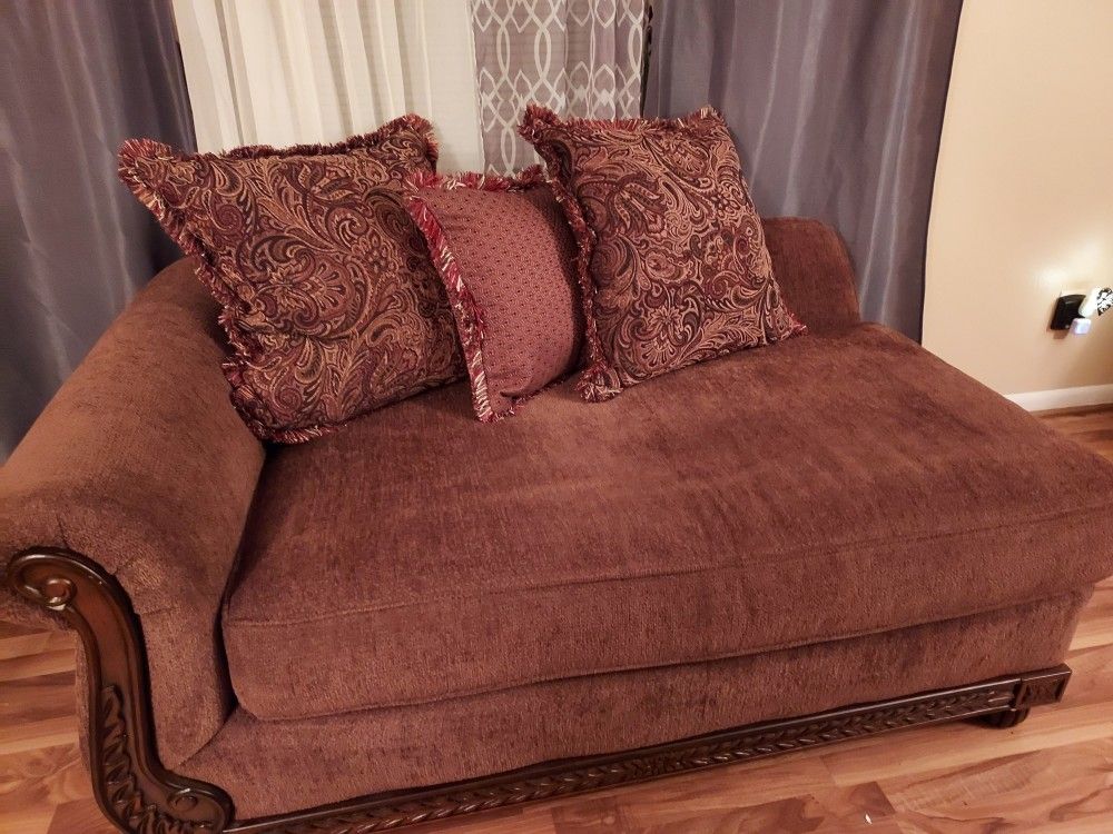 Chaise Lounge