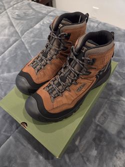 KEEN Targhee IV MID Waterproof Men's Hiking Boots