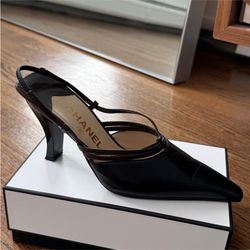 Chanel slingback Heels