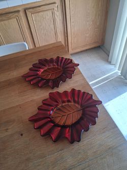 2 Retired PartyLite Glass Leaf Red & Orange Indian Summer Pillar Candle Holder