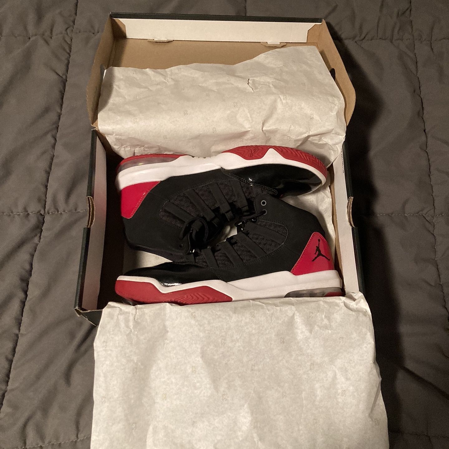 Jordan Max Aura Bred